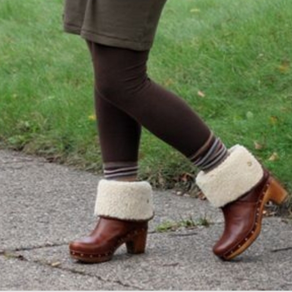 UGG Shoes - UGG Leather Lynea Chestnut Boots